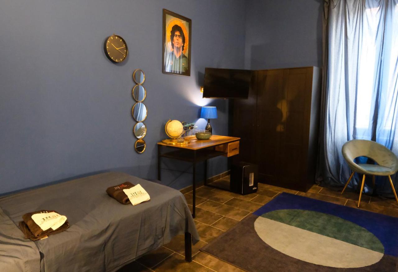 Lh51 Rooms Napoli Dış mekan fotoğraf