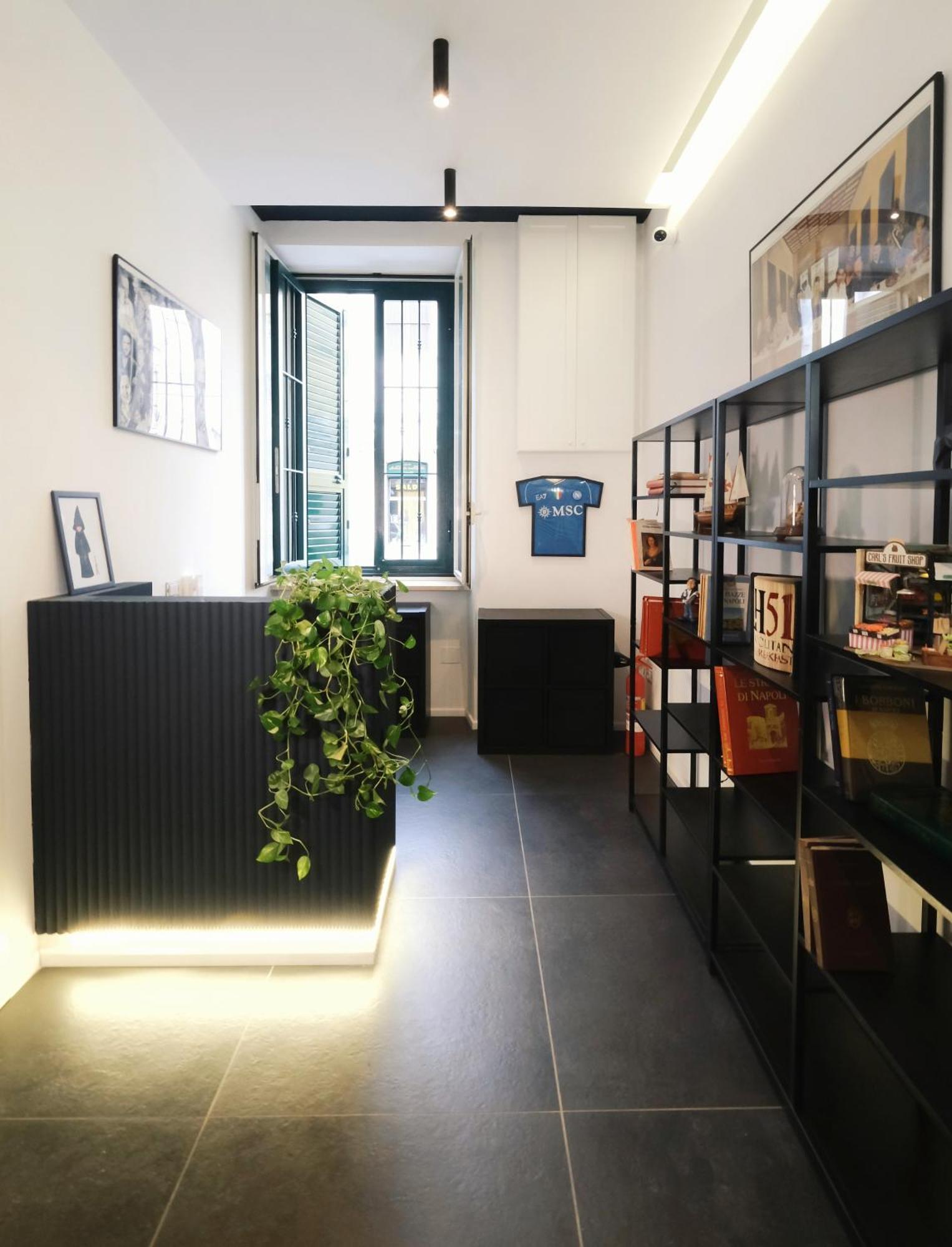 Lh51 Rooms Napoli Dış mekan fotoğraf
